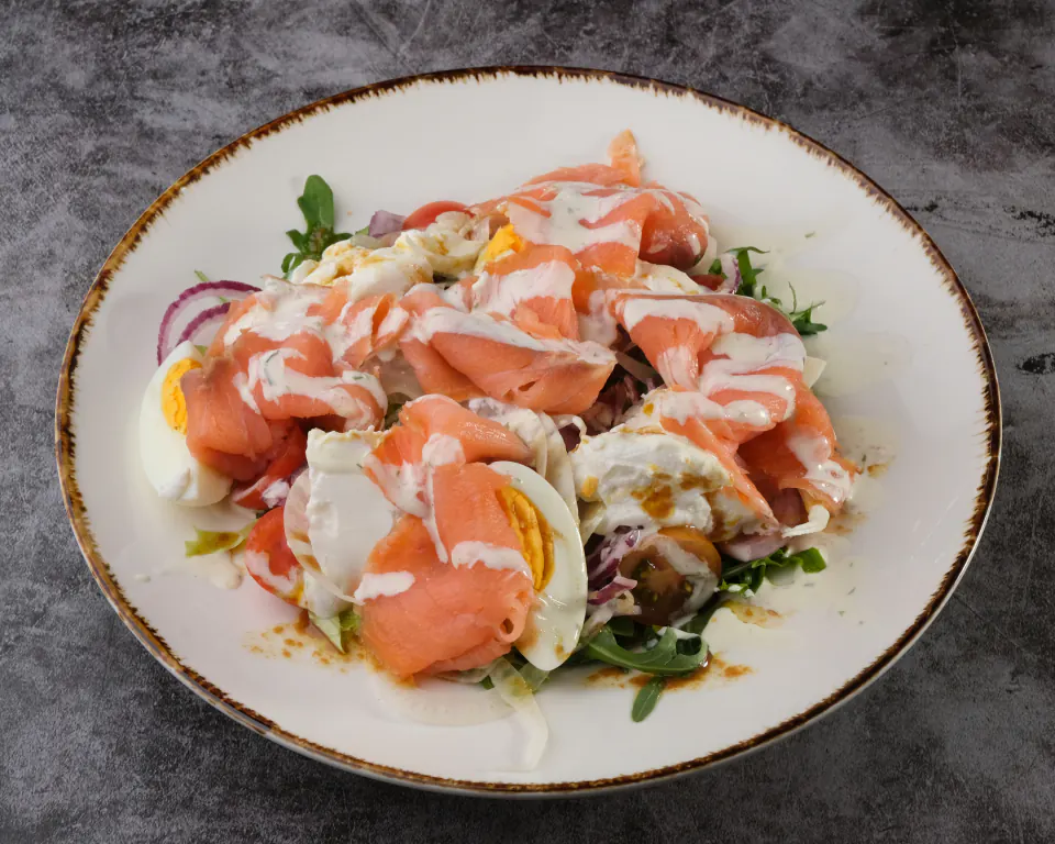 Salada de Salmão Fumado