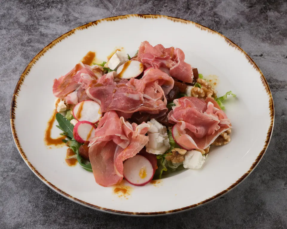 Salada de Presunto