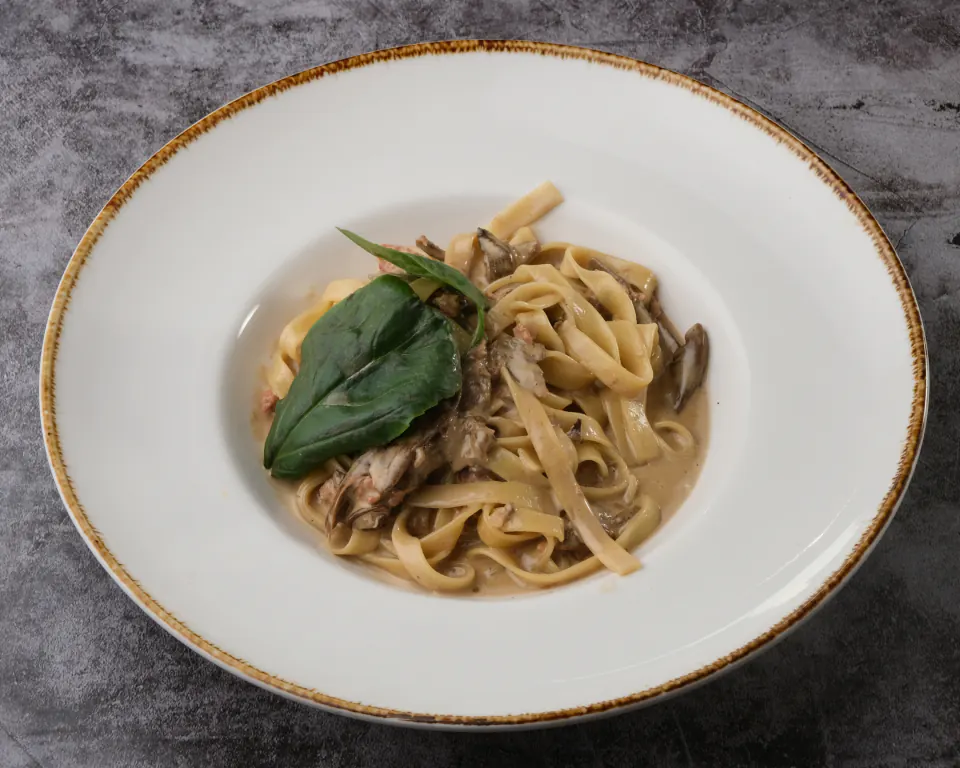 Tagliatelle Salciccia e Porcini
